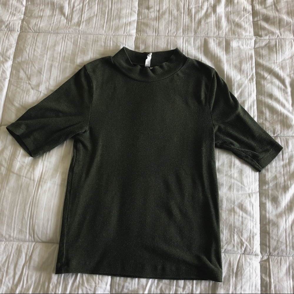 forest green top